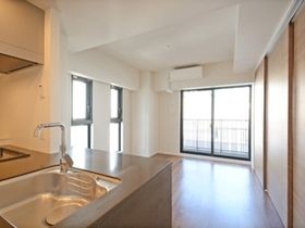 居室・リビング　写真は同タイプ住居です。