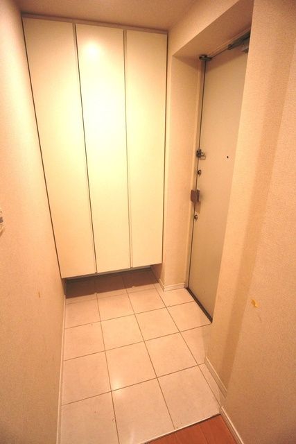 玄関　別タイプ部屋　参考写真です