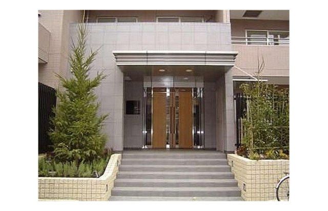 エントランス　建物の内部です