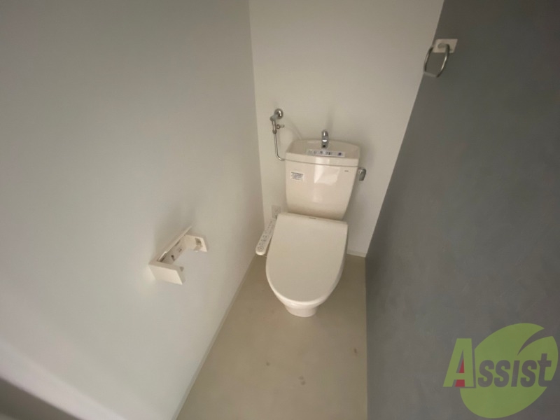 トイレ　トイレです。ウォシュレット付を探している方、おすすめです。