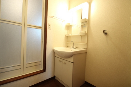 洗面設備　※別部屋の写真です