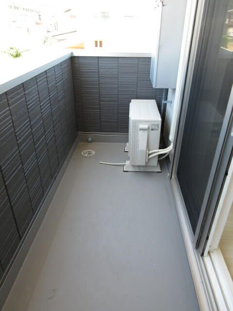 バルコニー　写真は別の部屋のものです。