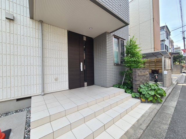 エントランス　★建物エントランスの画像です★