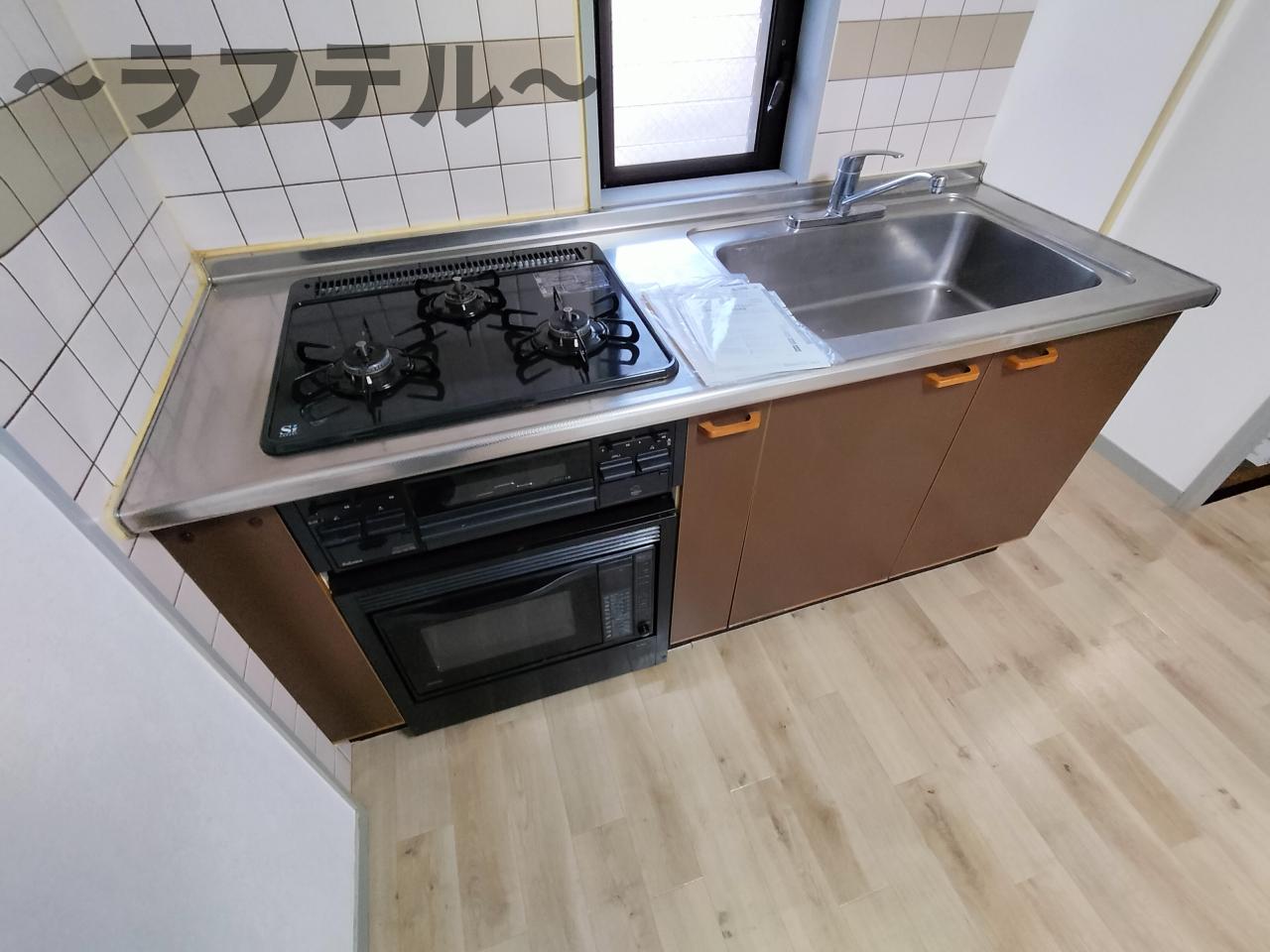 キッチン　別部屋イメージ写真