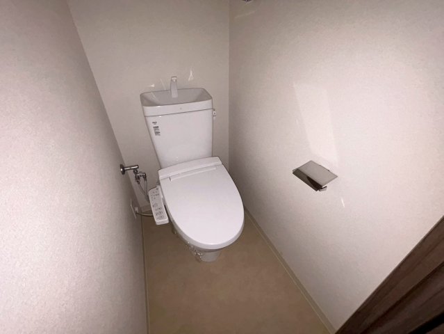 トイレ　プレサンス丸の内アドブル