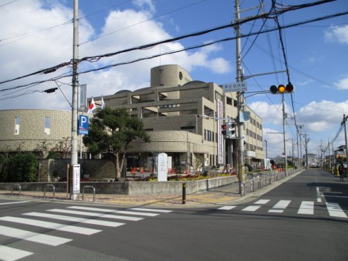 役所　堺市東区役所（役所）まで99m