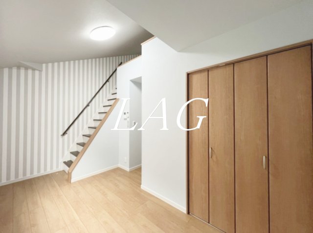 居室・リビング　洋室のお部屋です。