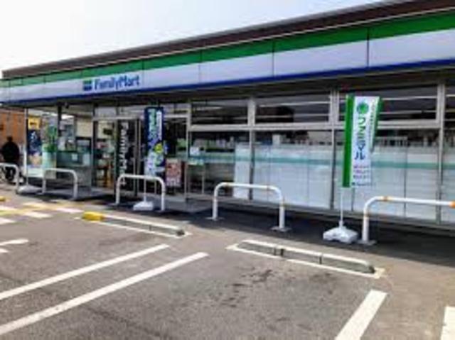 コンビニ　ファミリーマート　姫路朝日谷（コンビニ）まで758m