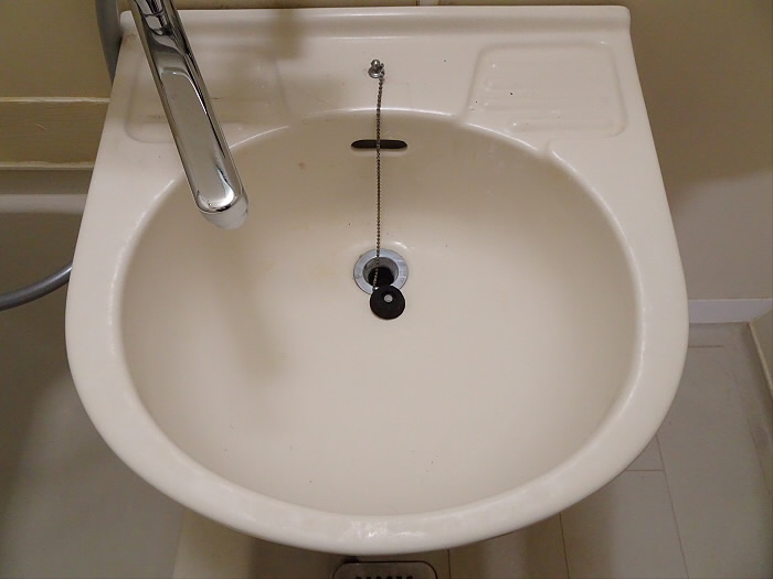 洗面設備　コンパクトで使いやすい洗面所