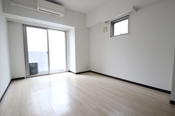 居室・リビング　※掲載写真は同マンション別部屋参考写真となります。