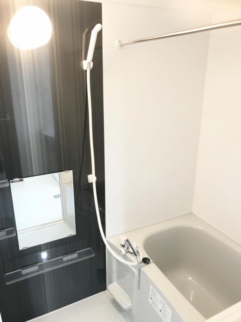 バス・シャワールーム　※同タイプの部屋写真です