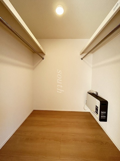 収納　ウォークインクローゼット