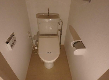 トイレ　清潔感のあるトイレです
