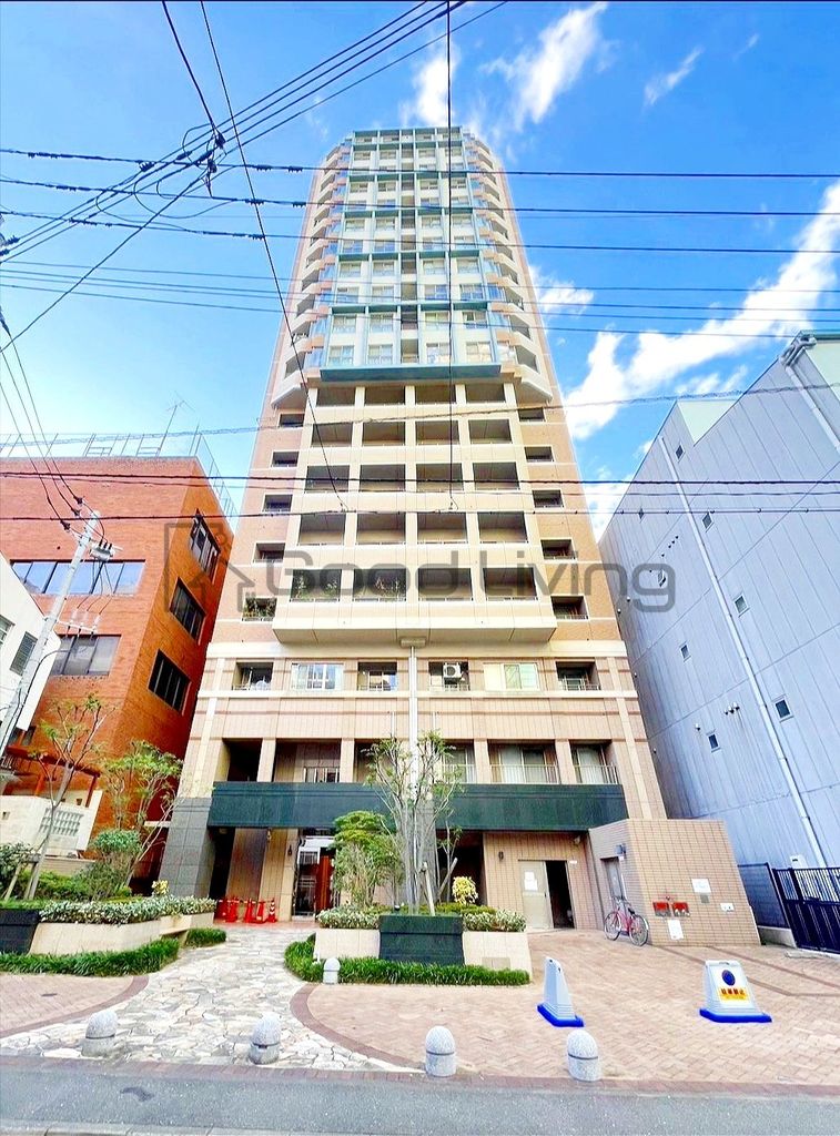 建物外観　高級感あふれる佇まい