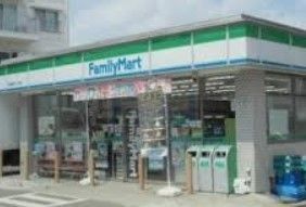 コンビニ　ファミリーマート北区豊島二丁目店（コンビニ）まで200m