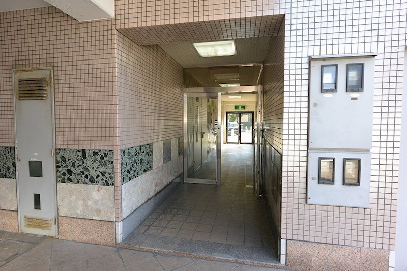 エントランス　エントランス