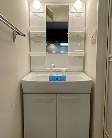 洗面設備　※別部屋の参考写真です。
