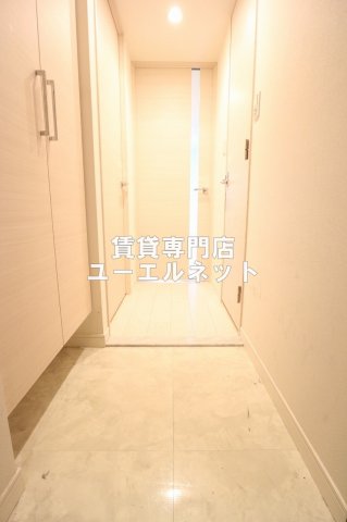 玄関　住まいの顔ともなる玄関