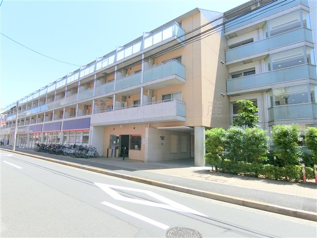 建物外観　RC鉄筋コンクリート造地上6階建て1K 1LDK総戸数195