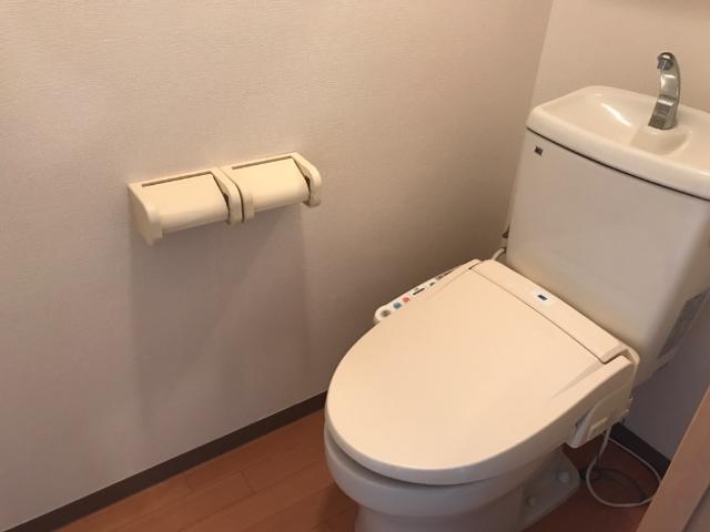 トイレ　シャワー付トイレ