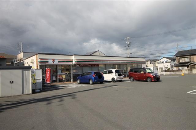 コンビニ　セブン－イレブン名古屋戸田明正２丁目店（コンビニ）まで203m