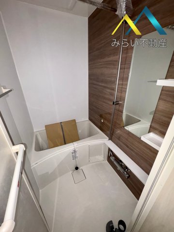 バス・シャワールーム　自社撮影写真　建築中