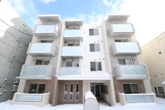 建物外観　４階建てのデザイナーズマンション♪