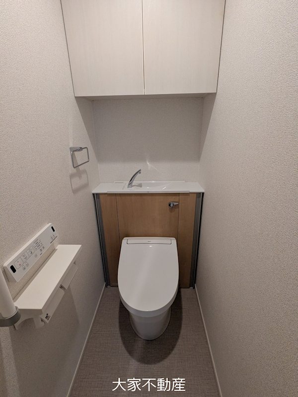 トイレ　別部屋写真のためイメージ