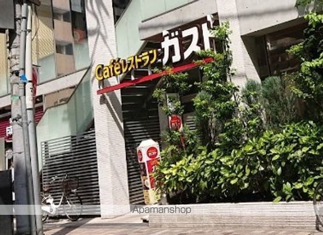 飲食店　ガスト麻布十番店（飲食店）まで379m