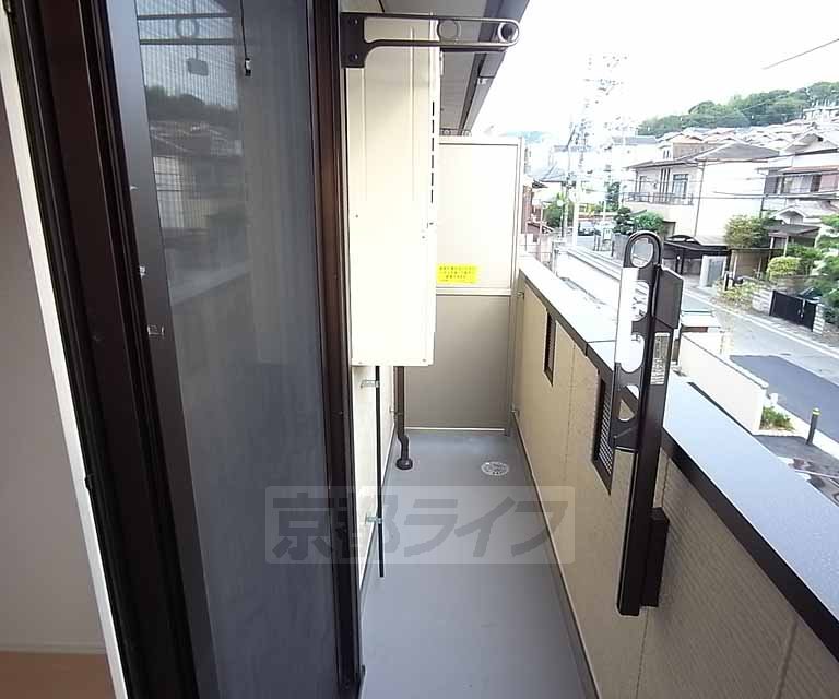 バルコニー　南ベランダで日当たり良好です。