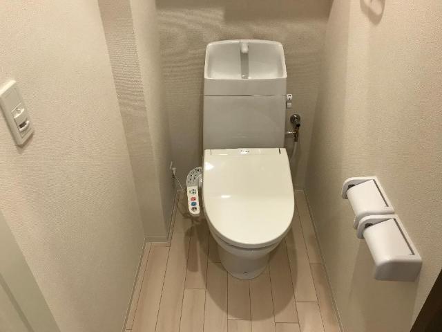 トイレ　シャワー付トイレ