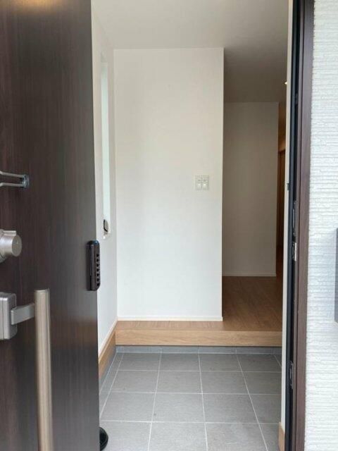 エントランス　毎日通るエントランスはこのようになっています