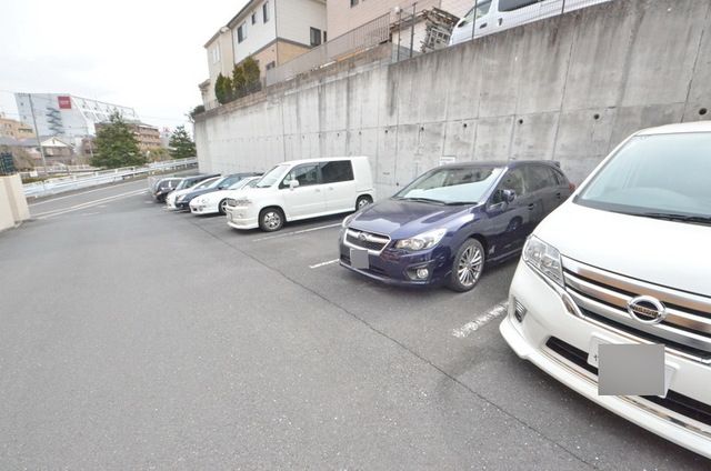 駐車場　駐車場完備♪