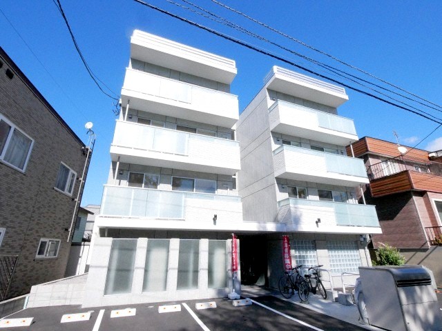 建物外観　都市ガス＆ネット無料採用のマンションです♪