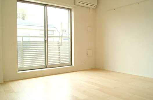 居室・リビング　※別部屋の参考写真です。