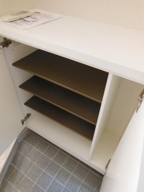 玄関　☆使わない靴はしっかり収納☆