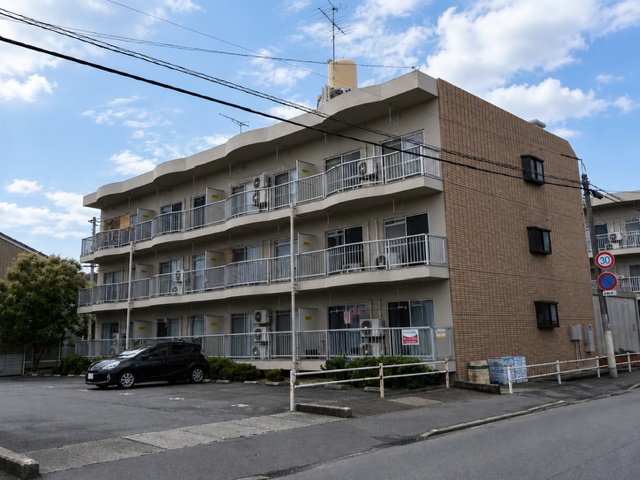 建物外観　南向きで日当たり良好！