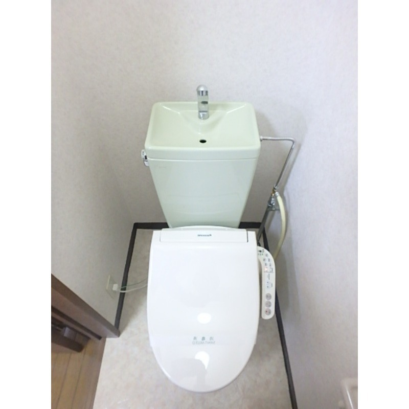 トイレ　図面と現状に相違がある場合には現状を優先