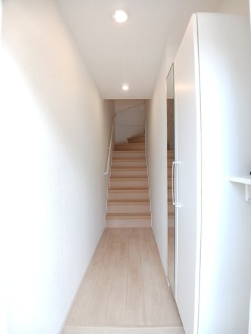 玄関　収納もある玄関です