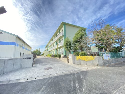 小学校　領内小学校（小学校）まで866m
