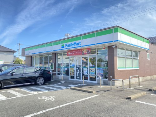 コンビニ　ファミリーマート森上店（コンビニ）まで122m
