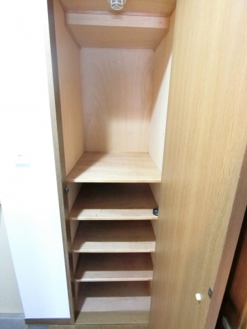 玄関　玄関収納