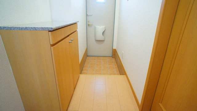 玄関　落ち着いた玄関です