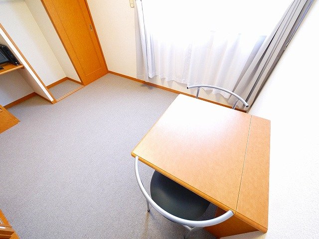 その他　きれいな洋室です