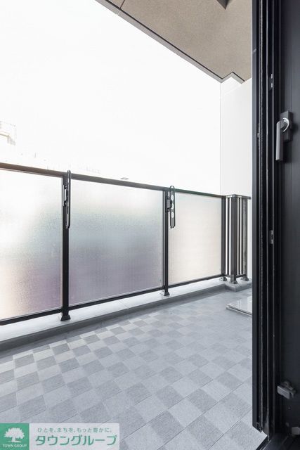バルコニー　Lタイプ2020年11月撮影 同タイプ801号室の写真です。