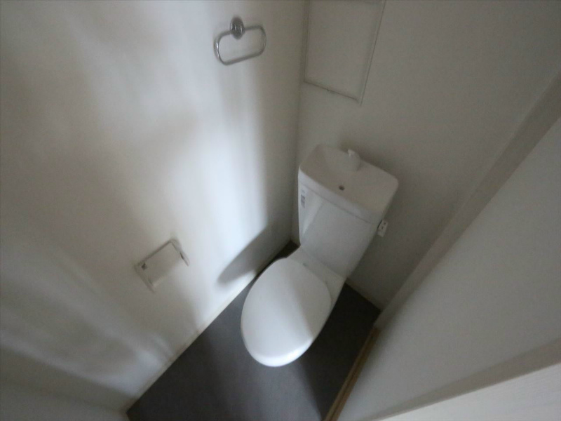 トイレ　トイレ（お風呂トイレ別）温水洗浄暖房便座取り付け可