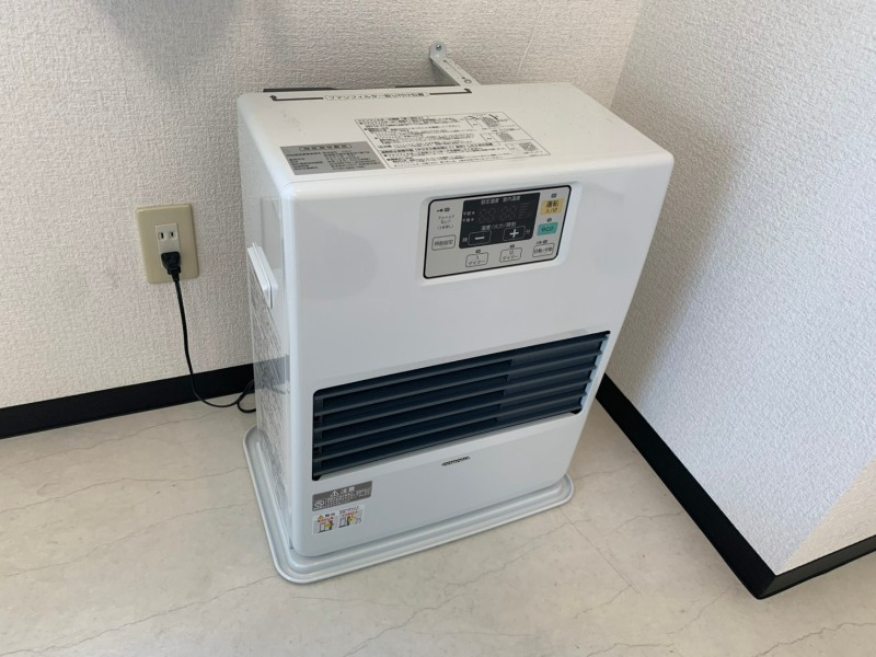 その他設備　灯油ストーブがありました。冬場も安心ですね。