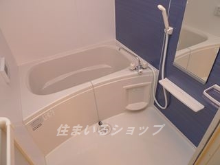 バス・シャワールーム　追い焚き・浴室暖房乾燥機あり