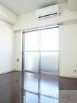 居室・リビング　※同タイプの別のお部屋です。
