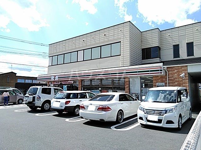 コンビニ　セブンイレブン 富士市久沢店（コンビニ）まで1300m